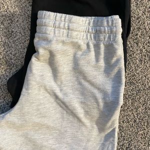2 pair woman’s shorts